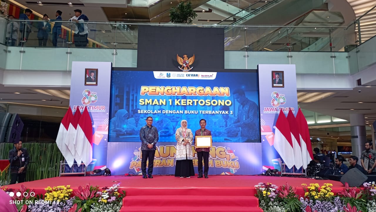 Launching Pameran dan Bedah Buku di Atrium Grand City Surabaya dalam rangka HUT ke-80 Provinsi Jawa Timur